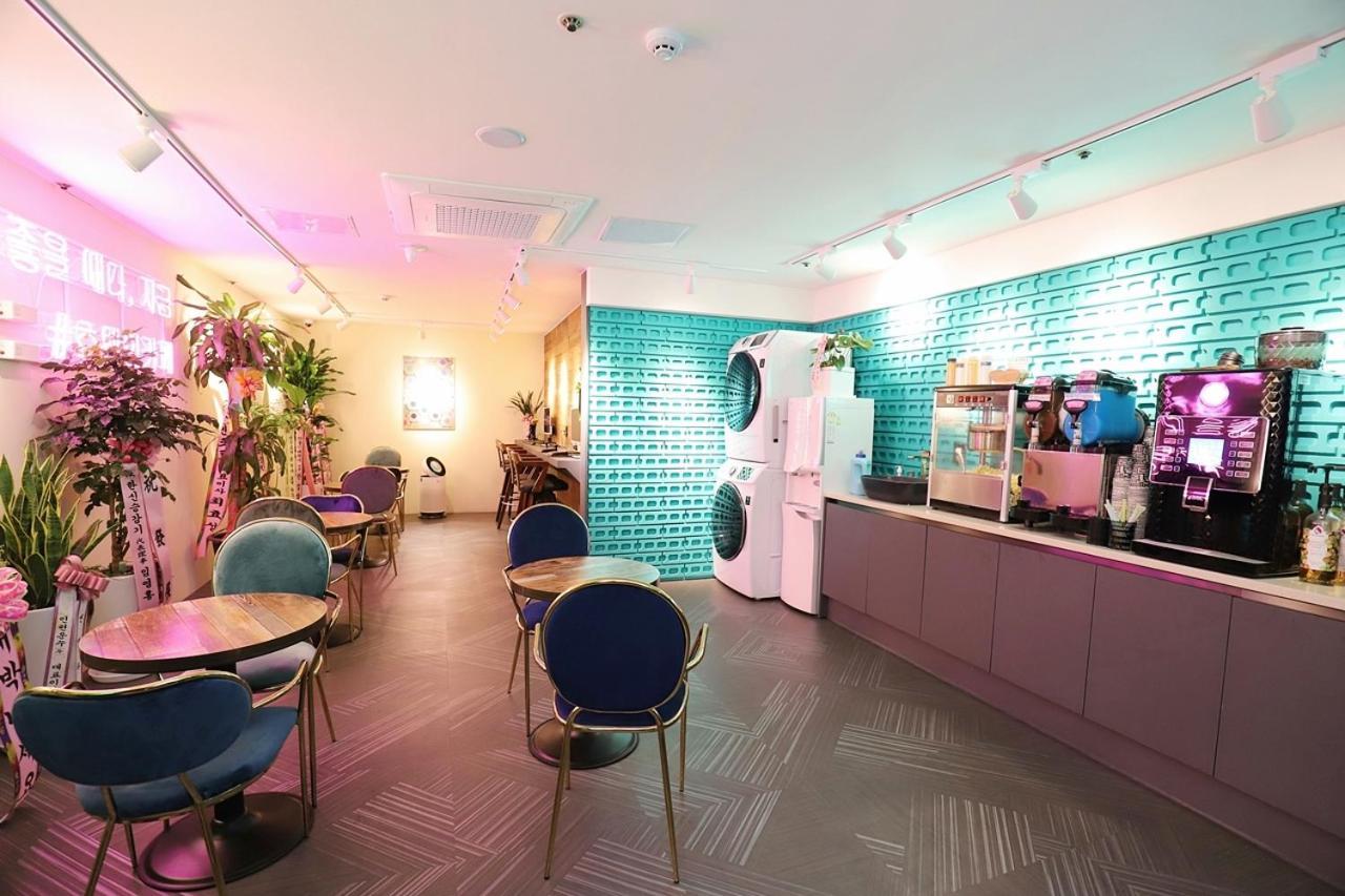 Hotel In Cafe Doksan سيول المظهر الخارجي الصورة